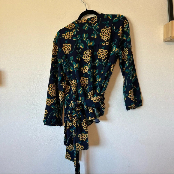J. Crew Navy Blue Yellow Floral Wrap Long Sleeve Blouse M - Picture 6 of 6